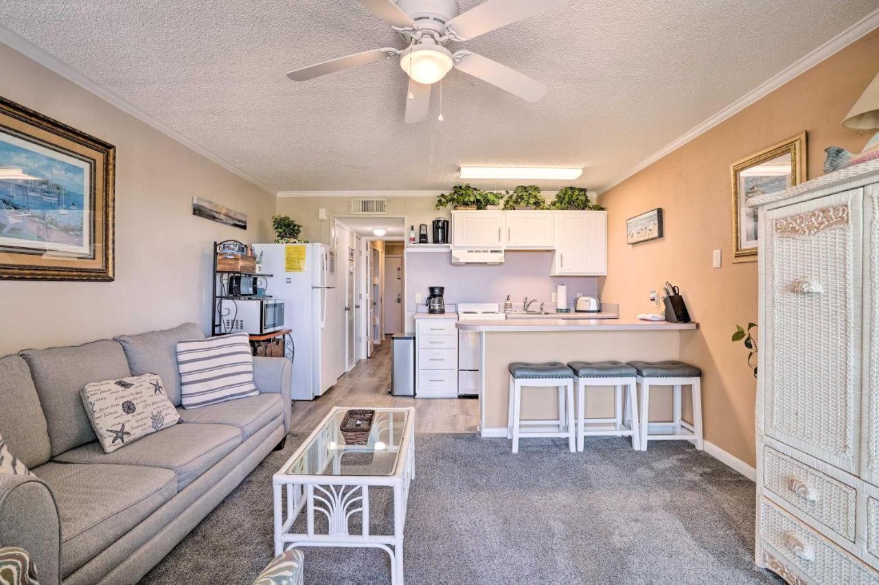 Isle Of Palms Beachfront Condo With Balcony And Pool! Zewnętrze zdjęcie
