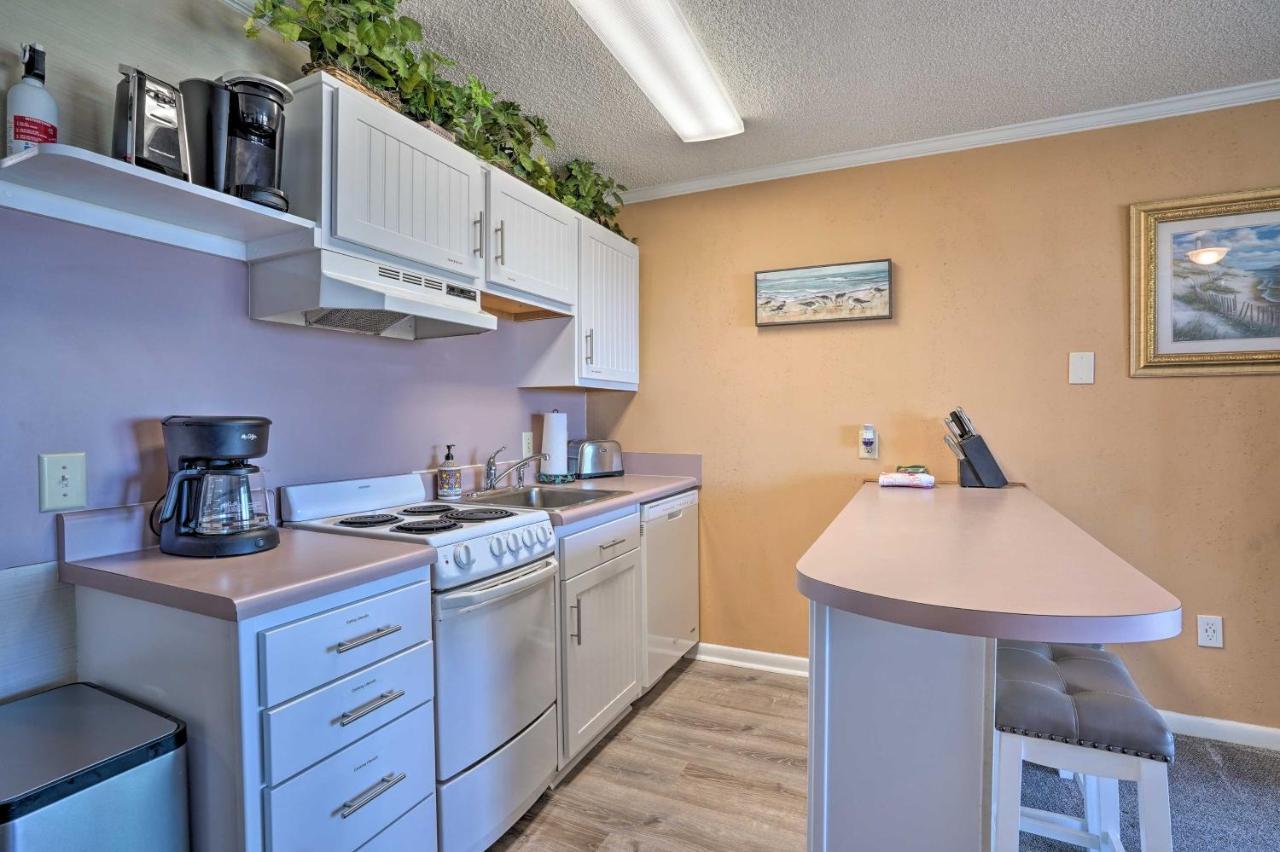 Isle Of Palms Beachfront Condo With Balcony And Pool! Zewnętrze zdjęcie