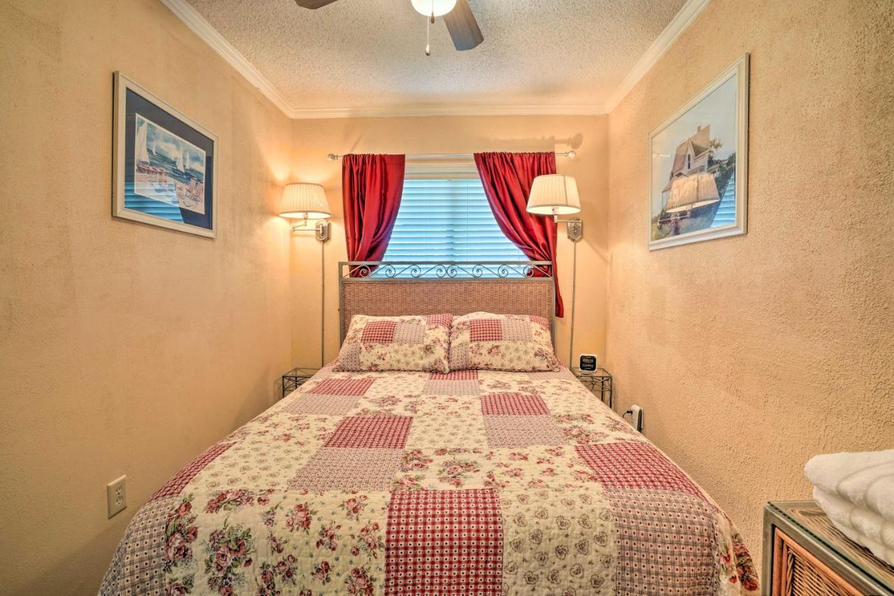 Isle Of Palms Beachfront Condo With Balcony And Pool! Zewnętrze zdjęcie